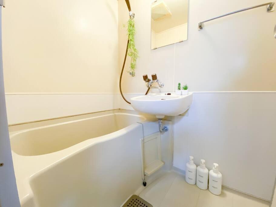 C2 Guest House ユニオン新大阪 リーズナブルで長期滞在に最適 Экстерьер фото
